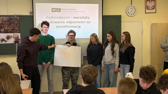 Wydział Historii UwB z wizytą w Zespole Szk&oacute;ł nr 2 w Ełku