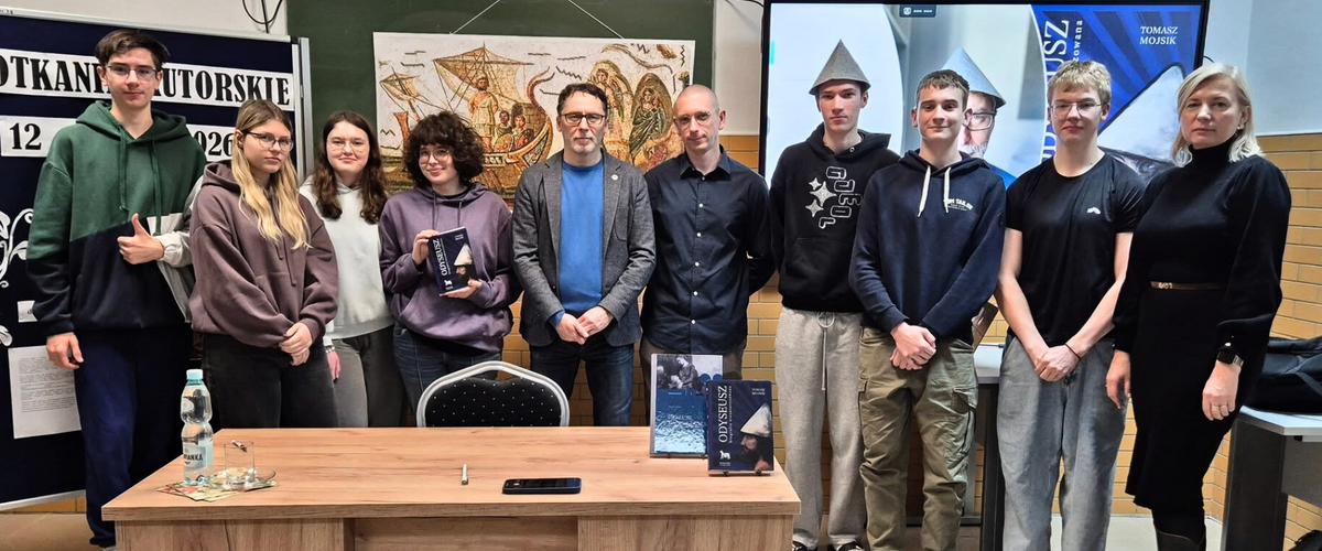 Dziekan prof. Tomasz Mojsik z wykładem w Szkole w Ciechanowcu