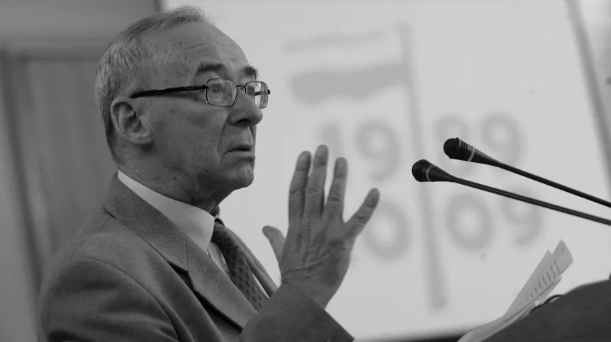 Na zdjęciu historyk Andrzej Paczkowski. PAP/Bartłomiej Zborowski