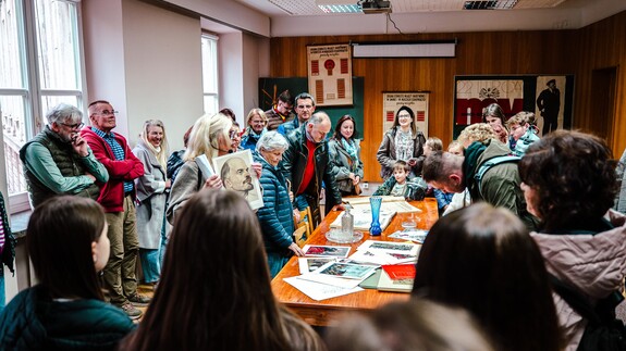 Ostatnie oprowadzanie po dawnym Domu Partii w Białymstoku organizowane przez Wydział Historii UwB