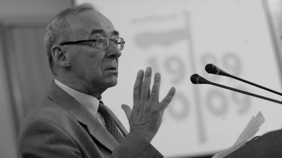 Na zdjęciu historyk Andrzej Paczkowski. PAP/Bartłomiej Zborowski