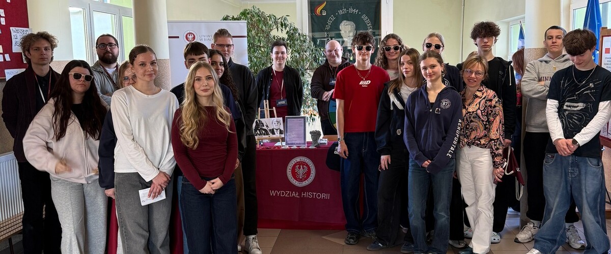 Wydział Historii UwB z wizytą w Zespole Szkół nr 2 w Ełku